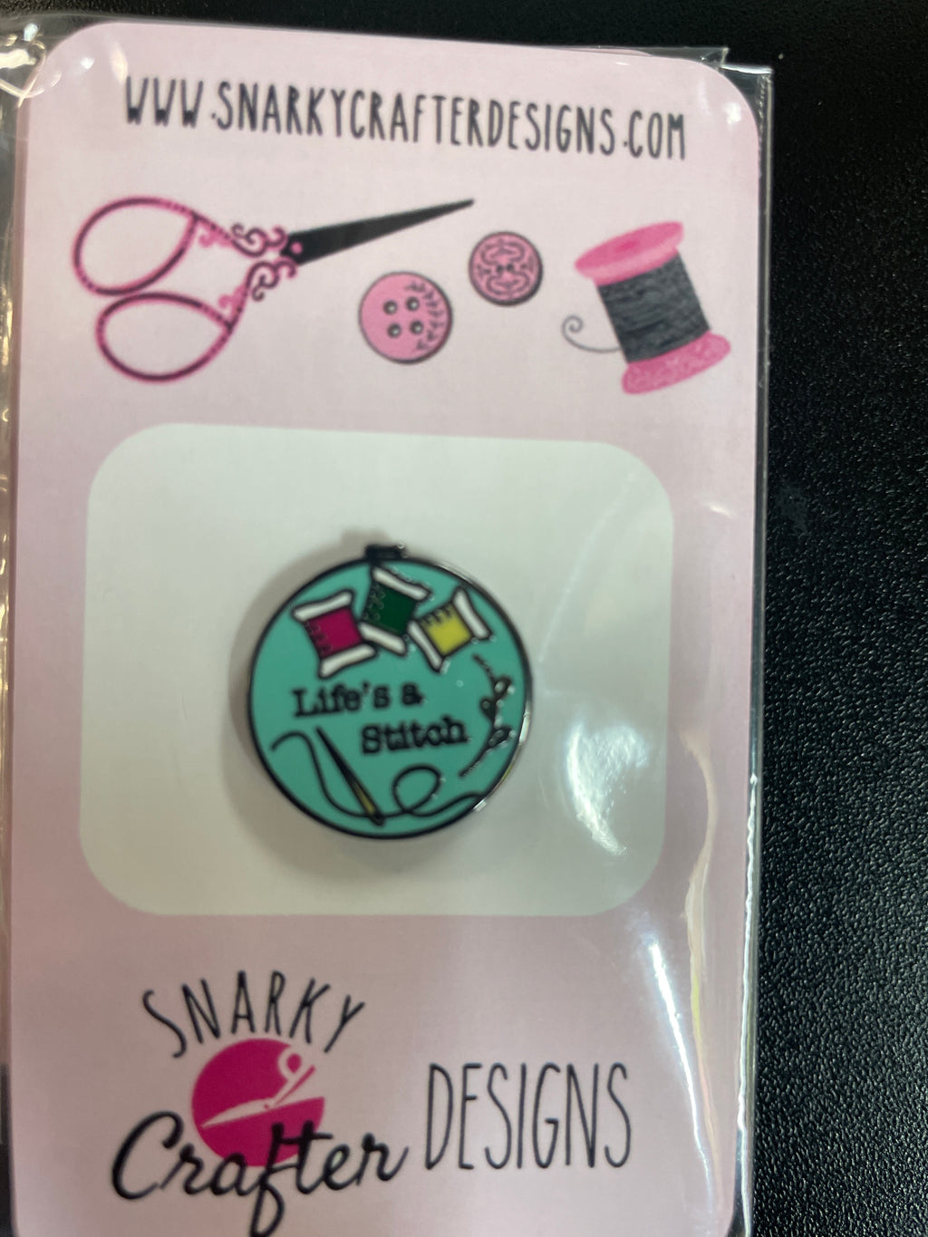Life's A Stitch Member Needle Minder