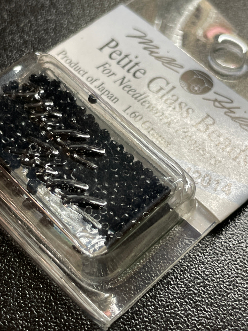 42014 - Petite Glass Beads - Black