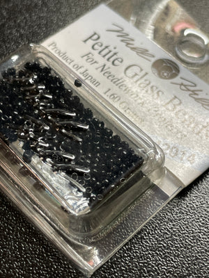 42014 - Petite Glass Beads - Black