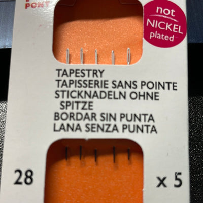 Size 28 Tapestry Needles With White eye