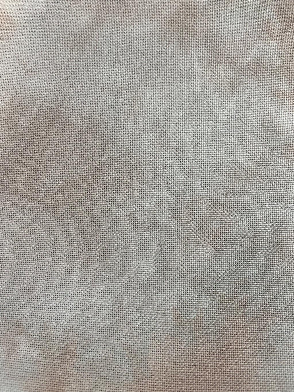 28 Count Vintage Rose lugana