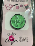 One More Row Needle Minder