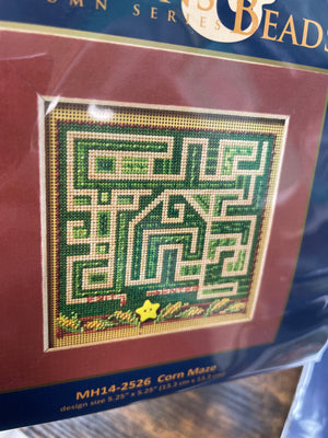 Autumn Series - Corn Maze Mill Hill Kit