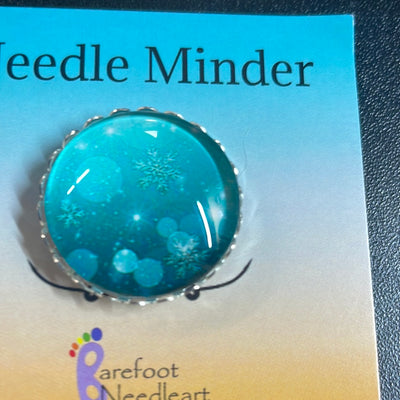 Teal Snowflake Bottle Cap Needle Minder