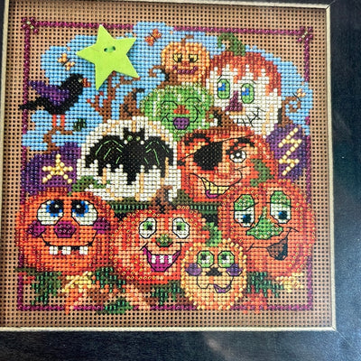 Painted Pumpkins Buttons and Beads Kit