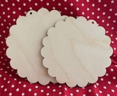 Scalloped Wooden Disc: Size SC5
